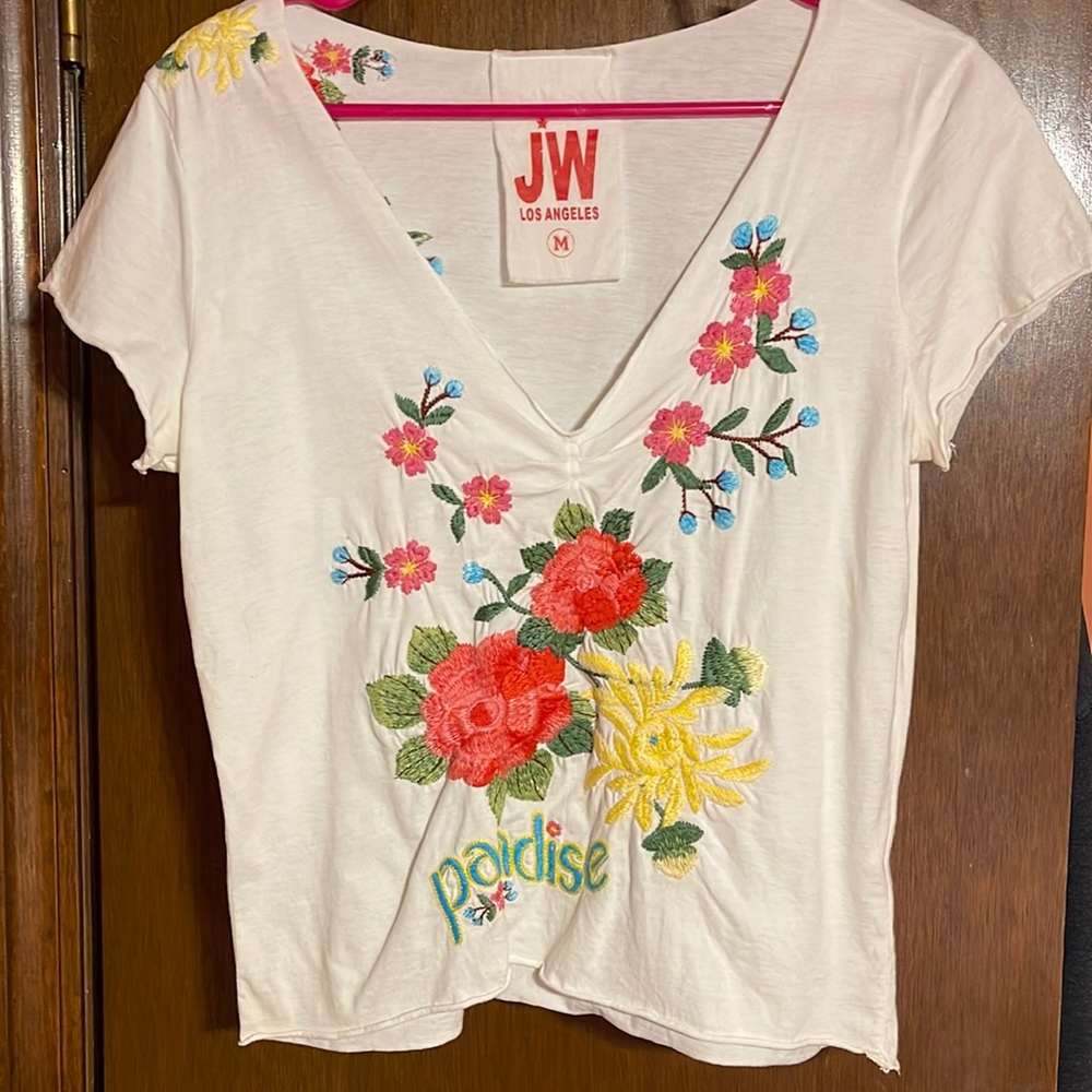 Johnny Was/ JWLA embroidered T-shirt